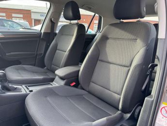 VOLKSWAGEN GOLF e-Golf 5dr - NATIONAL DELIVERY*