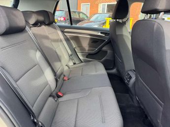 VOLKSWAGEN GOLF e-Golf 5dr - NATIONAL DELIVERY*