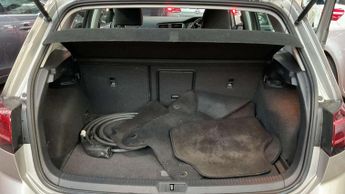 VOLKSWAGEN GOLF e-Golf 5dr - NATIONAL DELIVERY*