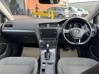 VOLKSWAGEN GOLF e-Golf 5dr - NATIONAL DELIVERY*