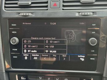 VOLKSWAGEN GOLF e-Golf 5dr - NATIONAL DELIVERY*