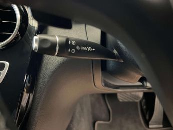 MERCEDES-BENZ C-CLASS 2.1 C220 D SE Executive Auto 4dr