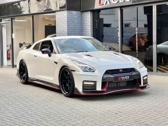 Nissan GT-R 3.8 V6 Nismo Auto 4WD Euro 6 2dr