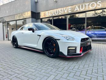 Nissan GT-R 3.8 V6 Nismo R35 GTR NISMO Auto 4WD Euro 6 2dr + FACTORY CARBON 
