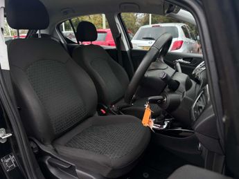 VAUXHALL CORSA 1.4 Corsa SE Nav Auto 5dr