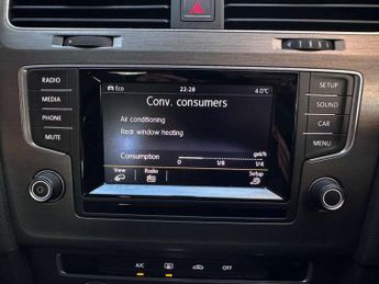 Volkswagen GOLF 1.6 Golf SE BlueMotion Technology TDI Semi-Auto 5dr