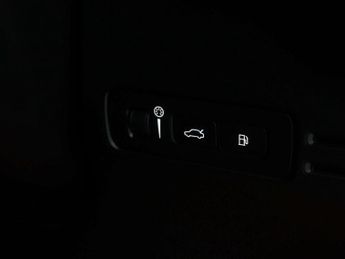 VOLVO XC40 1.5 XC40 R-Design T5 Recharge Auto 5dr