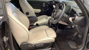 MINI HATCH Cooper S Electric Level 3 3dr