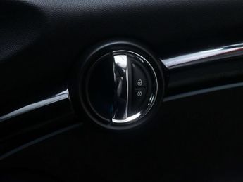 MINI HATCH Cooper S Electric Level 3 3dr