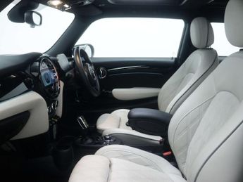 MINI HATCH Cooper S Electric Level 3 3dr