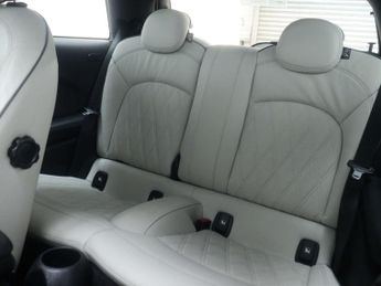 MINI HATCH Cooper S Electric Level 3 3dr