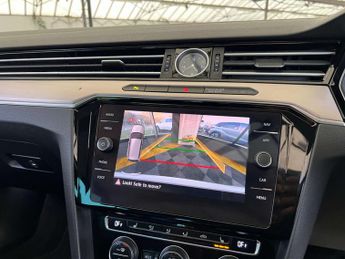 VOLKSWAGEN PASSAT 1.5 Passat GT TSi Evo Semi-Auto 5dr