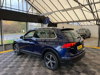 VOLKSWAGEN TIGUAN 2.0 Tiguan SE Nav TDI BlueMotion Technology 4Motion Semi-Auto 4W