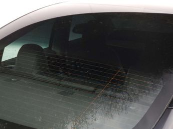 Tesla Model 3 Model 3 Standard-Range + 4dr