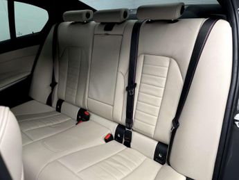 BMW 3 SERIES 2.0 330e M Sport Professional Edition Auto 4dr