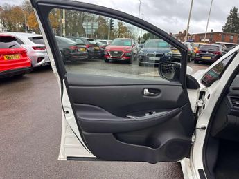 NISSAN LEAF Leaf N-Connecta 5dr