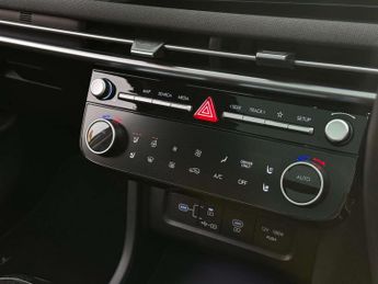 HYUNDAI TUCSON 1.6 Tucson Ultimate T-GDI HEV Auto 5dr