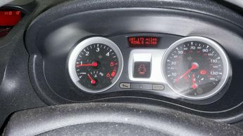 Renault CLIO 1.5 Clio Expression Eco2 dCi 5dr