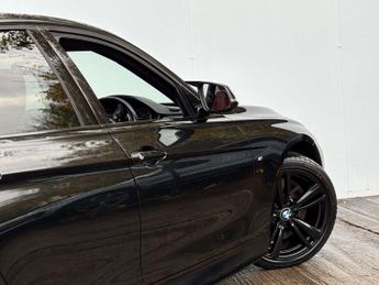 BMW 3 Series 3.0 330d M Sport Auto 4dr