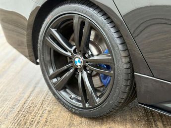 BMW 3 Series 3.0 330d M Sport Auto 4dr