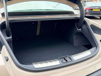 Porsche TAYCAN Taycan T 4WD 4dr