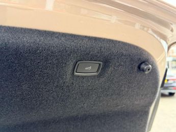 Porsche TAYCAN Taycan T 4WD 4dr