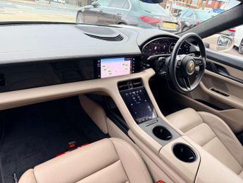 Porsche TAYCAN Taycan T 4WD 4dr