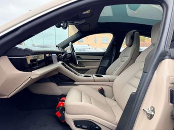 Porsche TAYCAN Taycan T 4WD 4dr