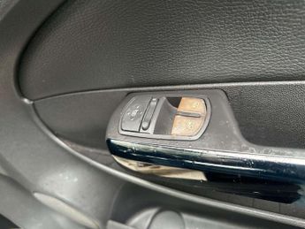 VAUXHALL CORSA 1.4 Corsa Design Auto 5dr