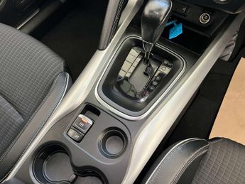 RENAULT KADJAR 1.2 Kadjar Signature Nav TCe Auto 5dr