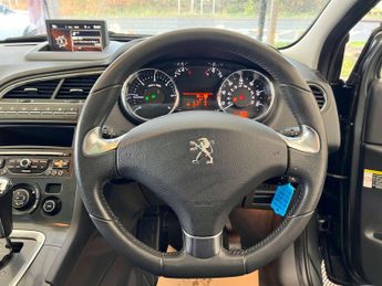 PEUGEOT 5008 2.0 5008 Allure HDi Auto 5dr