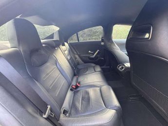 MERCEDES-BENZ CLA 1.3 CLA 200 AMG Line Auto 4dr
