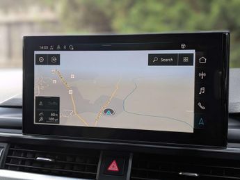 Audi A4 2.0 A4 A-road Sport 45 TFSI Quattro Semi-Auto 4WD 5dr