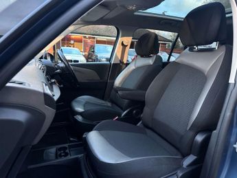 CITROEN C4 PICASSO 1.6 C4 Grand Picasso Exclusive+ Blue HDi Auto 5dr