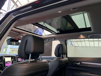 RENAULT KOLEOS 2.0 Koleos Signature Nav dCi 4x4 CVT 4WD 5dr