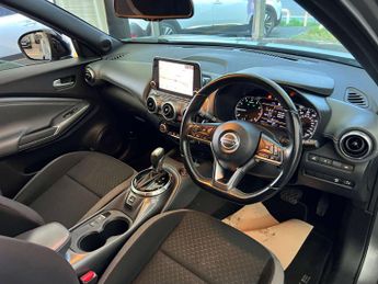 NISSAN JUKE 1.0 Juke N-Connecta DiG-T Semi-Auto 5dr