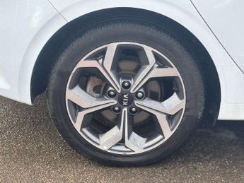 KIA CEED 1.5 Ceed 3 ISG Semi-Auto 5dr