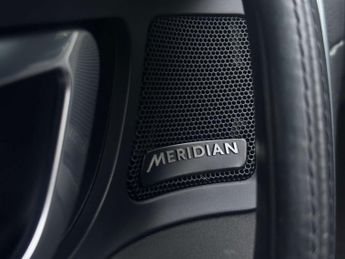 LAND ROVER DISCOVERY SPORT 2.0 Discovery Sport Black HSE SD4 Auto 4WD 5dr