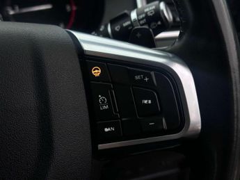 LAND ROVER DISCOVERY SPORT 2.0 Discovery Sport Black HSE SD4 Auto 4WD 5dr
