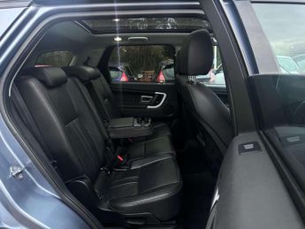 LAND ROVER DISCOVERY SPORT 2.0 Discovery Sport Black HSE SD4 Auto 4WD 5dr