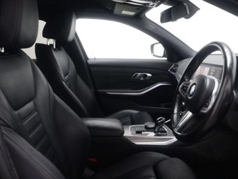 BMW 3 SERIES 2.0 320I M Sport Auto 4dr