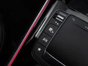 MERCEDES-BENZ EQB EQB 300 AMG Line 4Matic 4WD 5dr