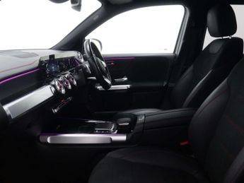 MERCEDES-BENZ EQB EQB 300 AMG Line 4Matic 4WD 5dr