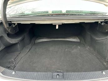 MERCEDES-BENZ E-CLASS 2.1 E250 BlueEfficiency Sport CDi Auto 4dr