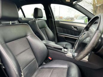 MERCEDES-BENZ E-CLASS 2.1 E250 BlueEfficiency Sport CDi Auto 4dr