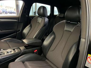 AUDI A3 1.5 A3 Sportback Black Edition TFSI Semi-Auto 5dr