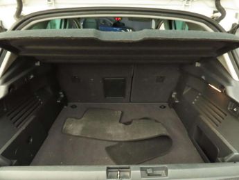 PEUGEOT 3008 1.6 3008 Allure Blue HDi S/S Automatic 5dr - NATIONAL DELIVERY*