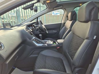 PEUGEOT 3008 1.6 3008 Allure Blue HDi S/S Automatic 5dr - NATIONAL DELIVERY*