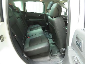 PEUGEOT 3008 1.6 3008 Allure Blue HDi S/S Automatic 5dr - NATIONAL DELIVERY*