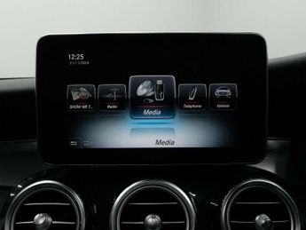 Mercedes-Benz C-CLASS 2.1 C250 AMG Line Premium+ D 4Matic Auto 4WD 2dr